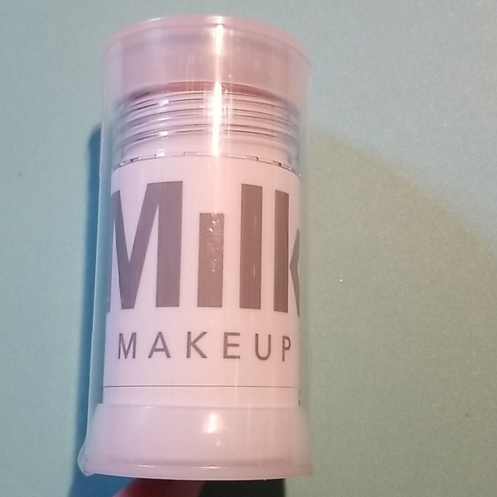 Milk Makeup Highlighter